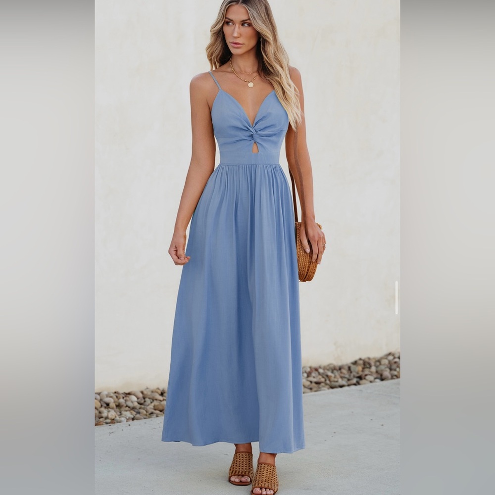 NWT Cupshe Light Blue Front twist and keyhole maxi dress XL